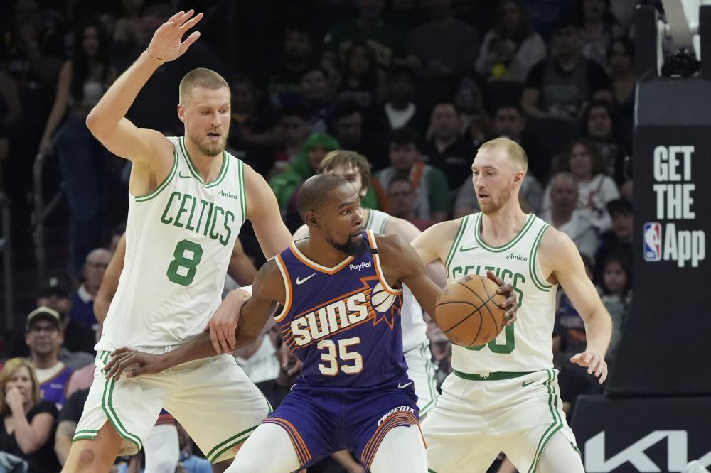 更以其卓越 更以其卓越