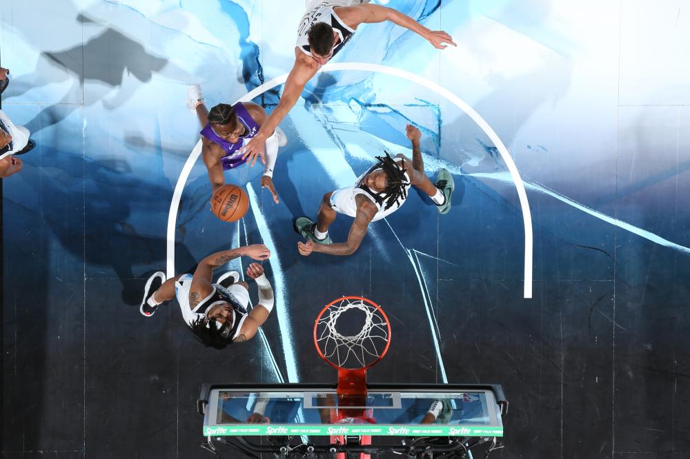 无对抗倒地 无对抗倒地